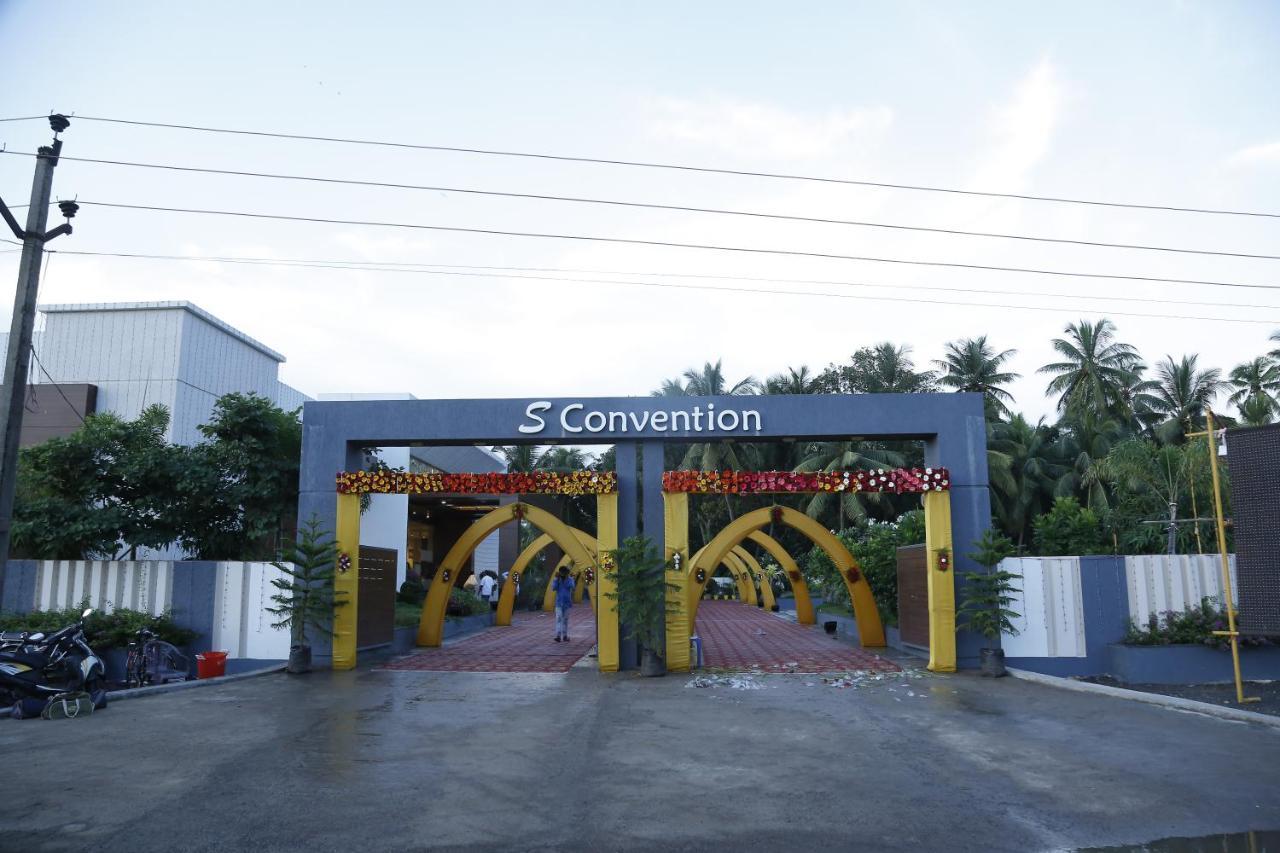 Hotel S-Inn Palakollu Exterior photo